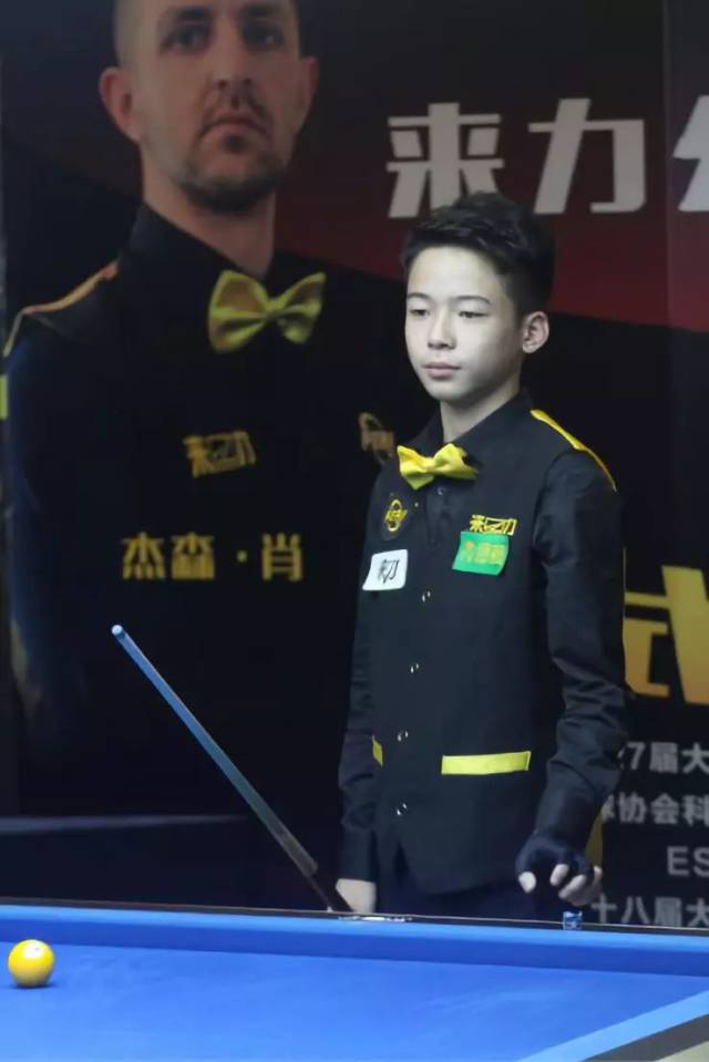 他的表现尤