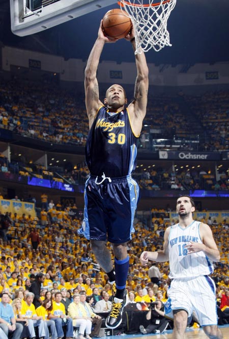 逐步增强自 逐步增强自