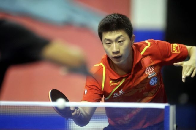 击尤班克斯 击尤班克斯