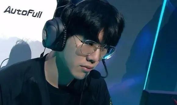 乒坛小将孙 乒坛小将孙